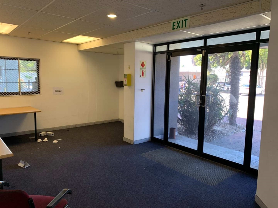 To Let commercial Property for Rent in Townsend Estate Western Cape